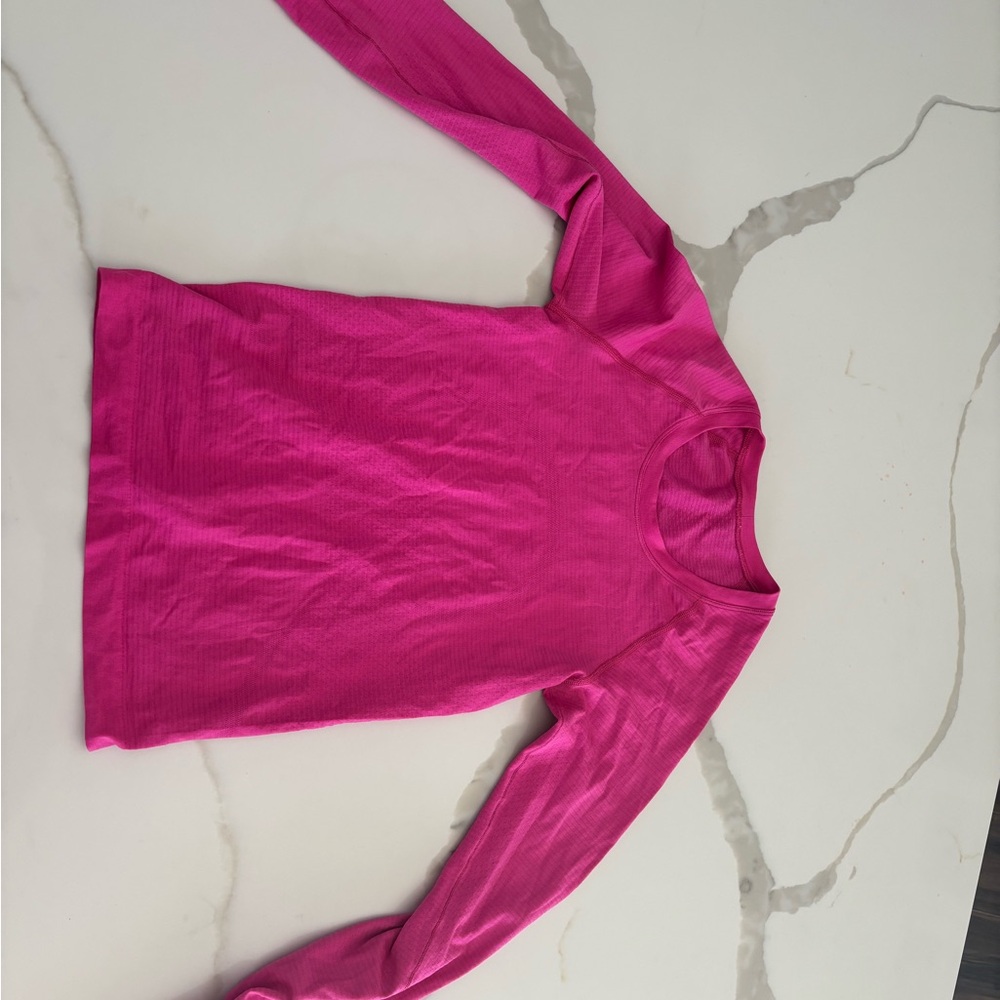 lululemon athletica Vibrant Pink girls Long Sleeve Tee, size 0
